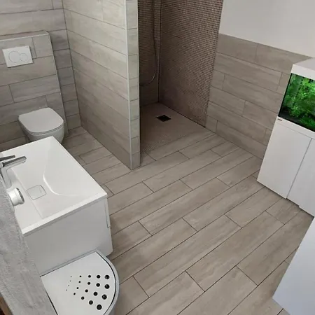 Apartma Nogica Otocec